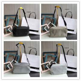 Picture of Issey Miyake Handbags _SKUfw102738965fw